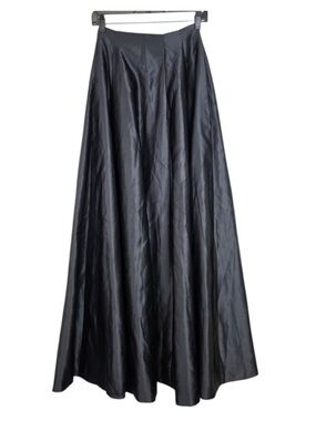 Vintage Black Satin A line Full Length
Formal Skirt With Pockets XS